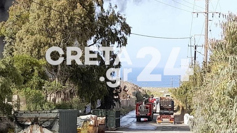 Ηράκλειο: Τι ερευνούν οι αρχές για την φωτιά στο Κέντρο Συλλογής Ανακυκλώσιμων Υλικών